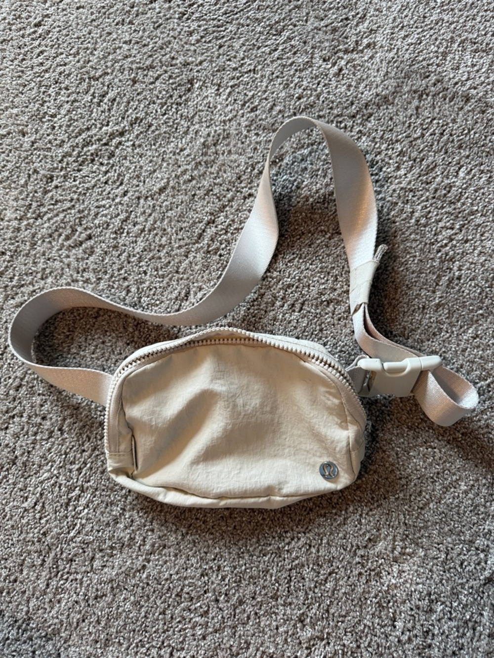 lululemon athletica Beige Crossbody Belt Bag
